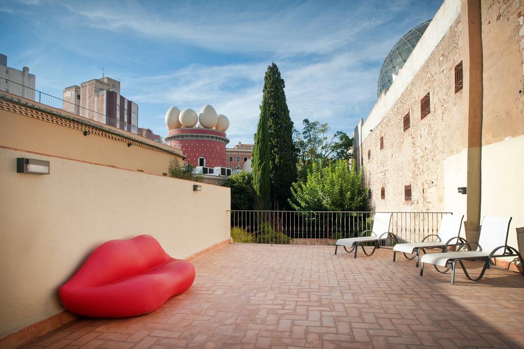 The Museum Apartments Figueras Extérieur photo