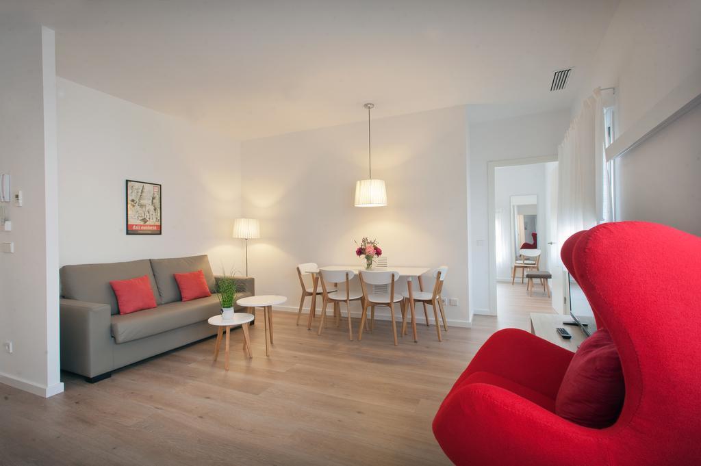 The Museum Apartments Figueras Extérieur photo
