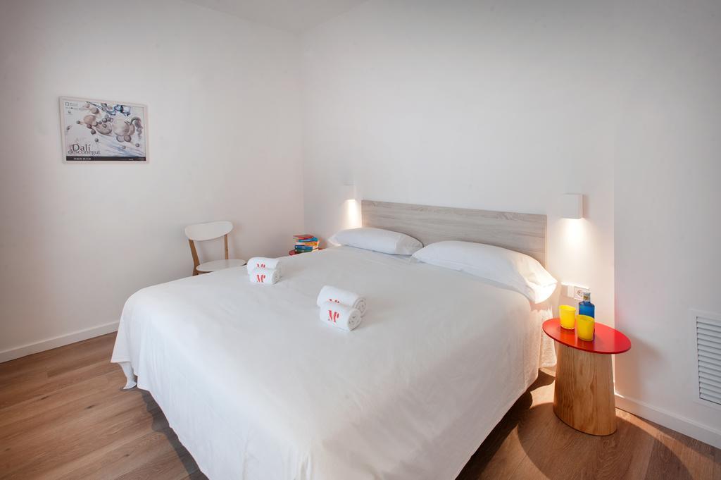 The Museum Apartments Figueras Extérieur photo
