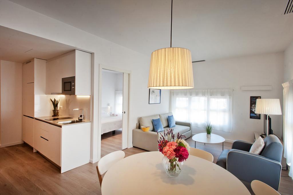 The Museum Apartments Figueras Extérieur photo