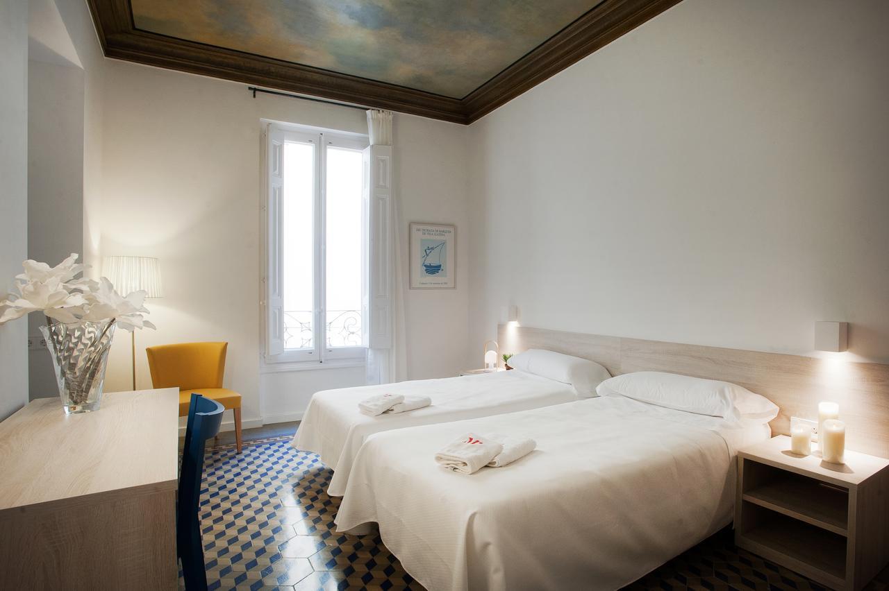 The Museum Apartments Figueras Extérieur photo