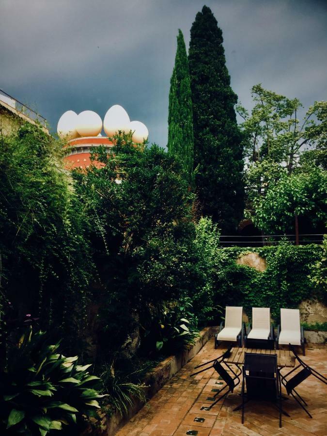 The Museum Apartments Figueras Extérieur photo